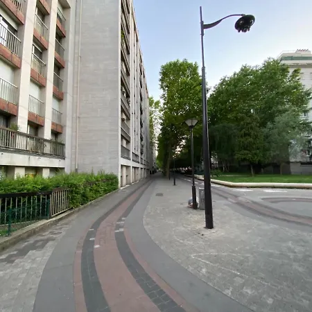 Trip In - Gare De L'est Paryż