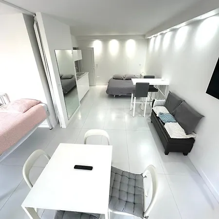 Studio Trip In - Gare De L'est Apartamento *