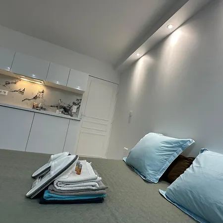 Trip In - Gare De L'est * Paris